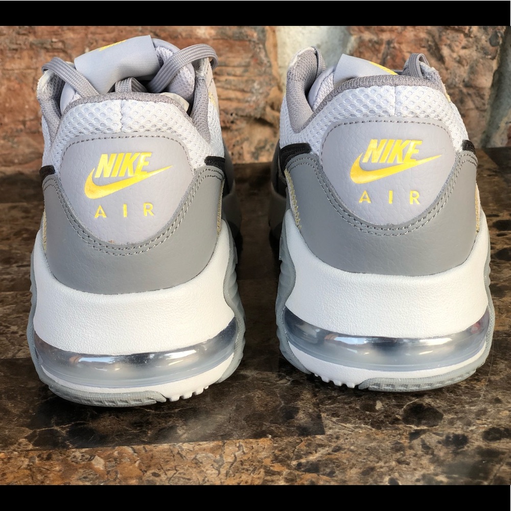 Nike Men's Air Max Excee Running Sneakers - Picture 12 of 13